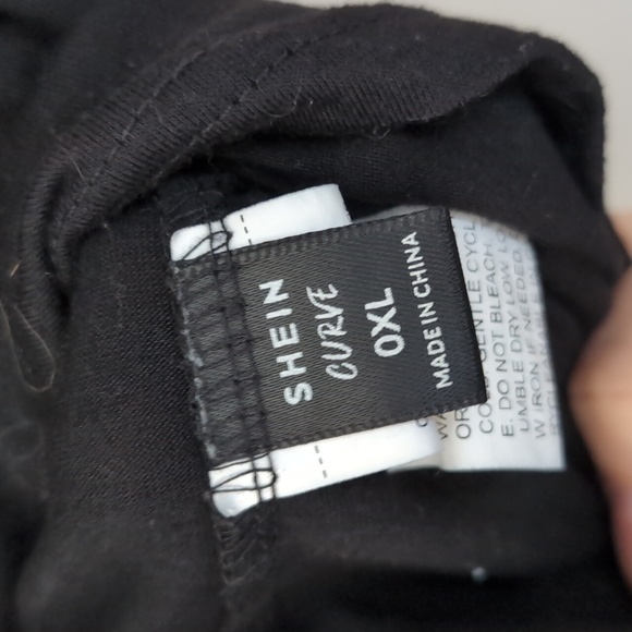 Shein born in the 90's tee - Picture 2 of 3